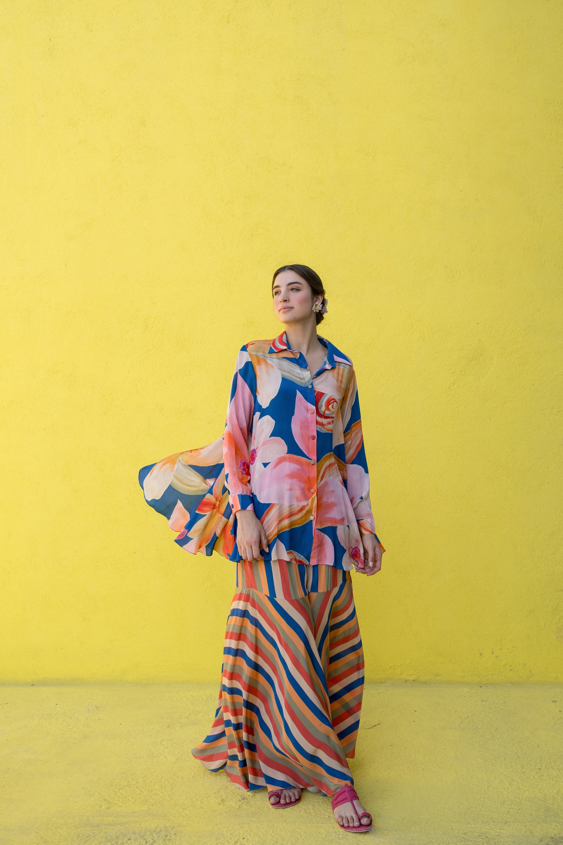 Anti fit shirt and sharara