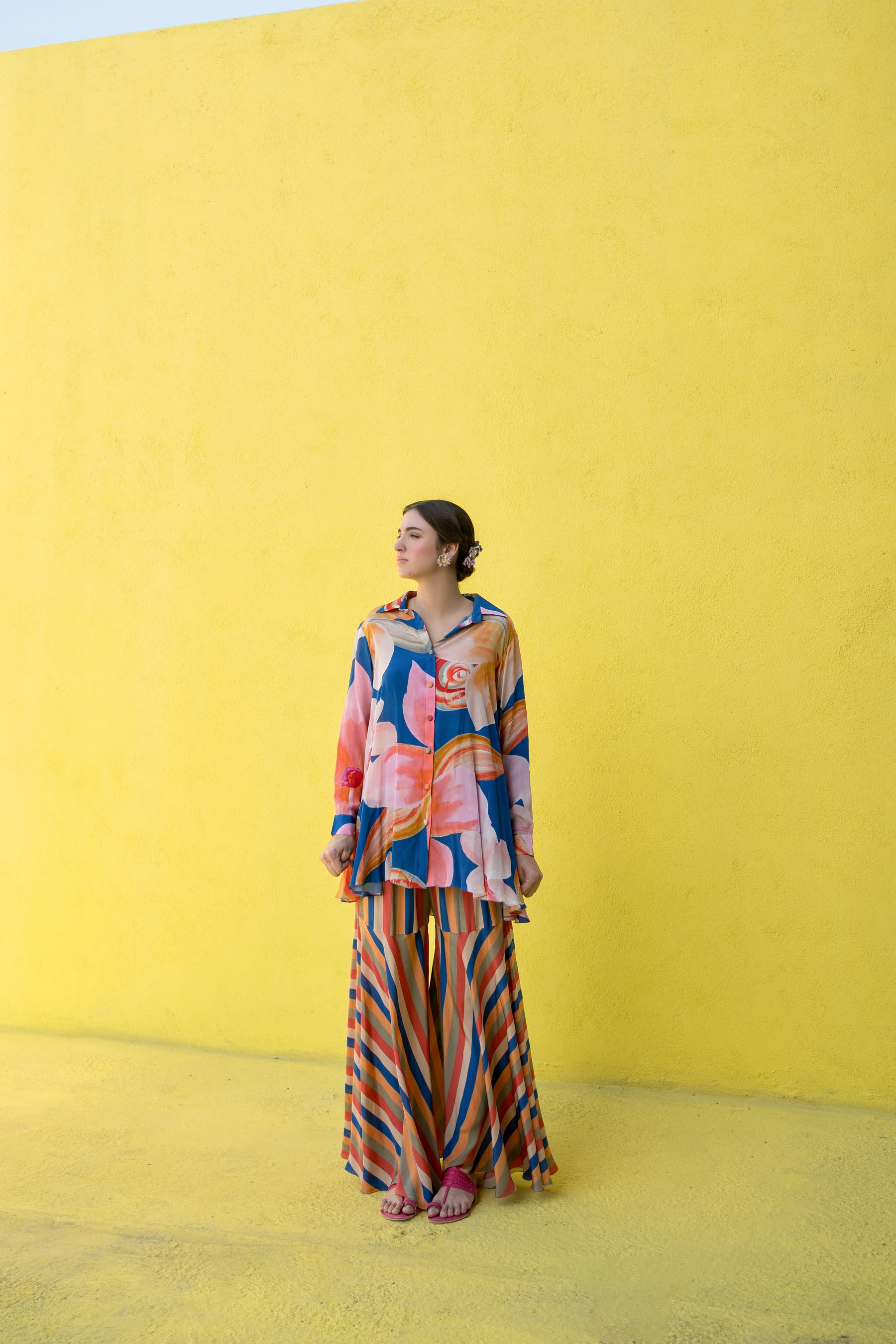 Anti fit shirt and sharara