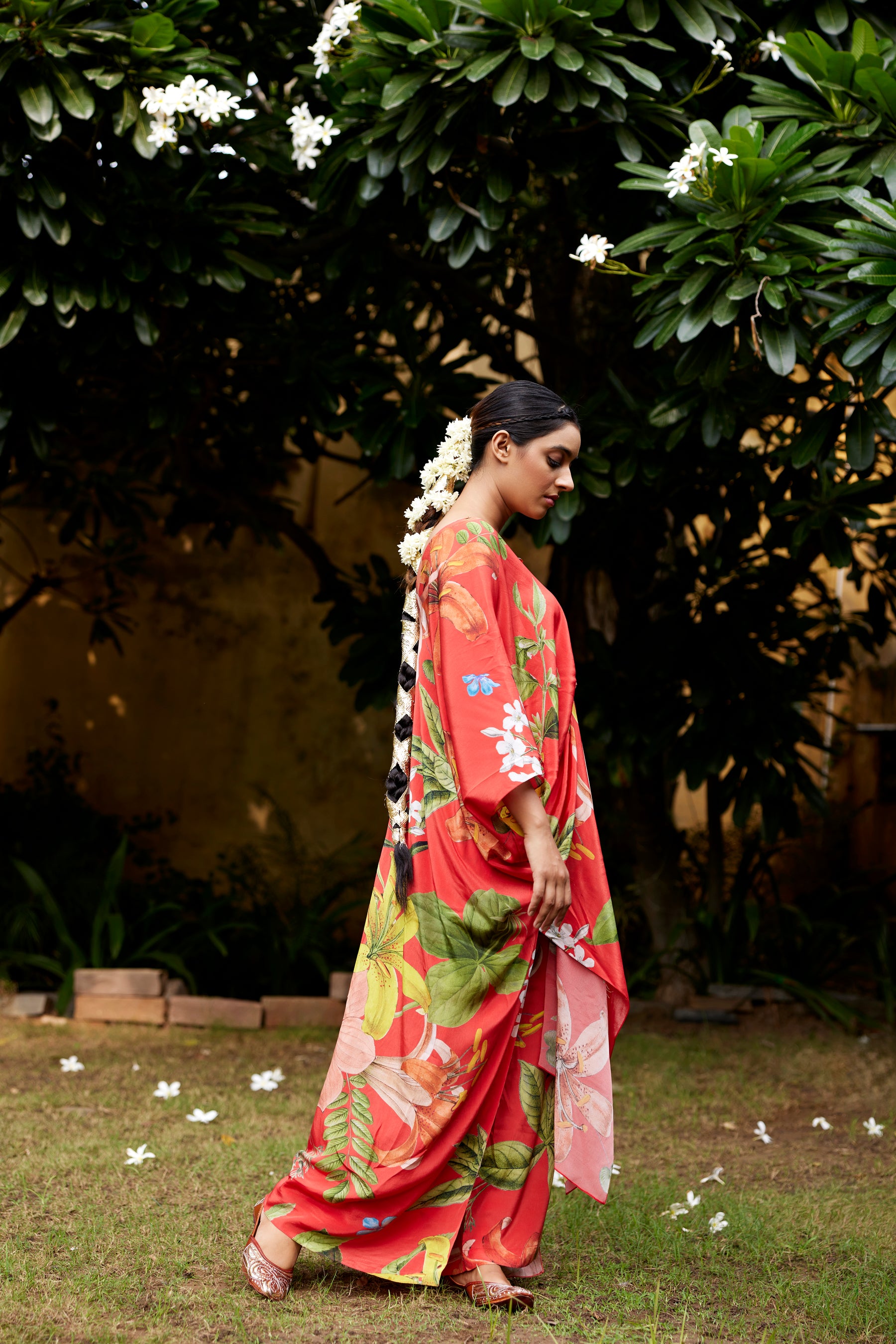 Red floral Knot kaftan