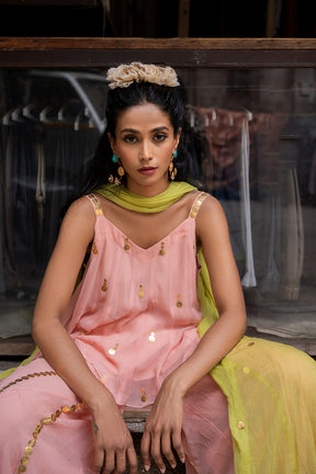 Pink kurta set with neon dupatta